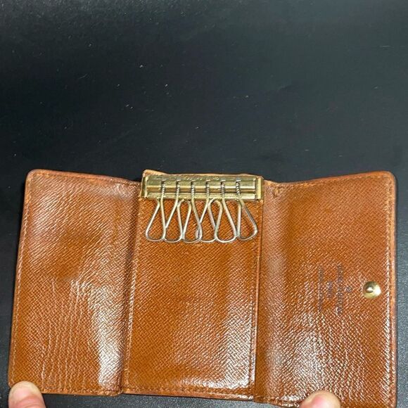 AUTHENTIC Louis Vuitton Monogram 6 Key Wallet - Picture 8 of 14